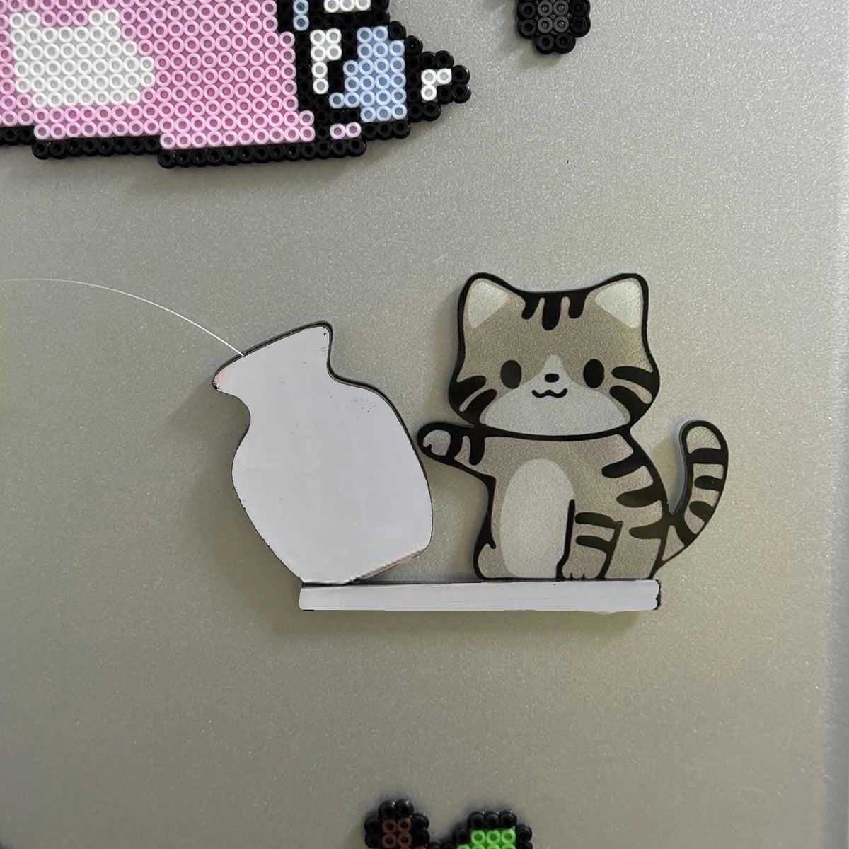 Cat Pushing Vase Refrigerator Magnets Home Decor Fridge Magnet Cat Whisker Collection Memorial Box Home Office Decor for Gift