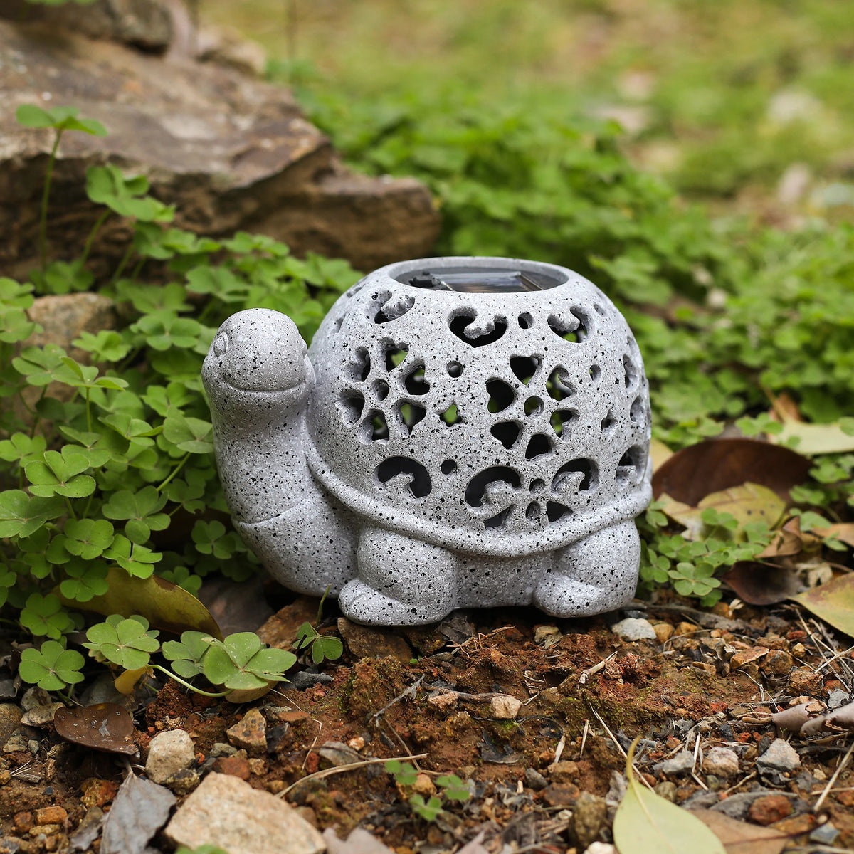 Solar Outdoor Statue Statue with Light Birthday Gift for Mom, Unique Female Gift, Garden Statue for Spring Decoration